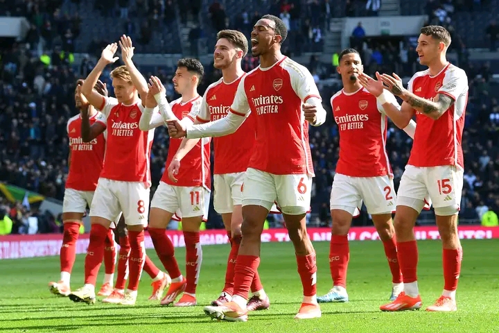 Arsenal earn big away points in victory against derby rivals spurs