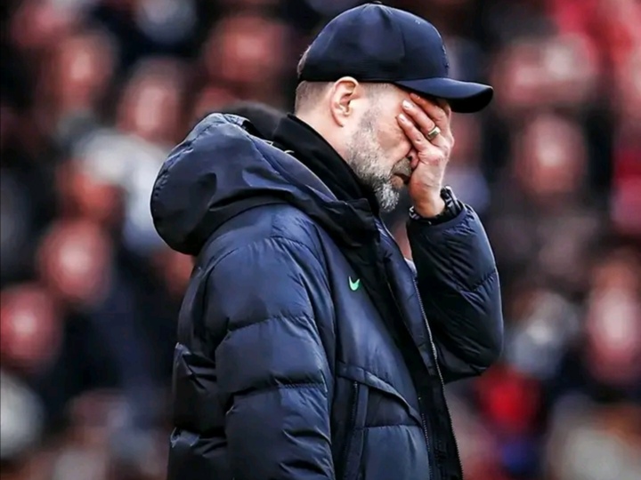 Liverpool bottle title winning chances in narrow defeat to Palace at Anfield