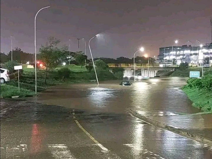 JKIA to experience heavy traffic as tower Avenue damaged by floods
